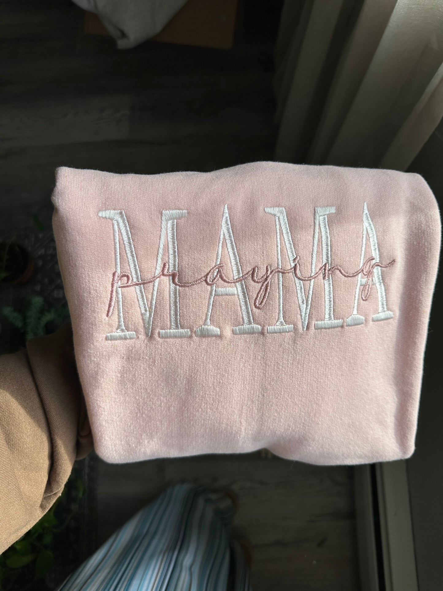 Praying Mama Sweatshirt