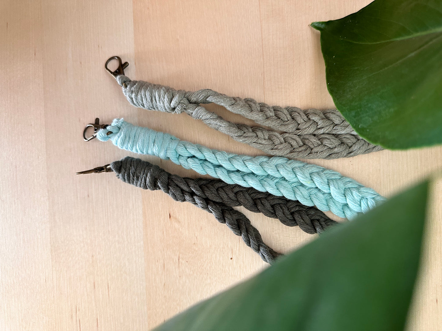 BRAIDED KEYCHAIN